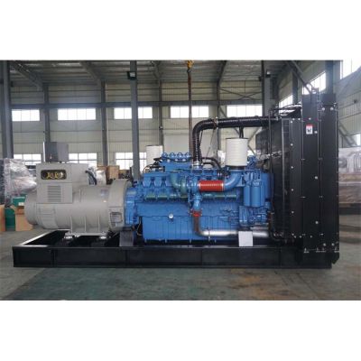 2000kw奔馳柴油發電機組-奔馳16缸柴油機16V4000G63柴油發電機組,缸徑/行程：170/210mm,柴油發電機組水冷發動機功率2185KW,柴油發電機組配套馬拉松斯坦福發電機。廠價直銷歡迎選購：13773399855。